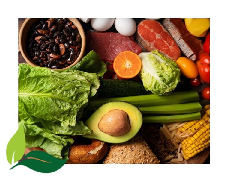 Mesa com alimentos saudáveis na oficina NutriSaber